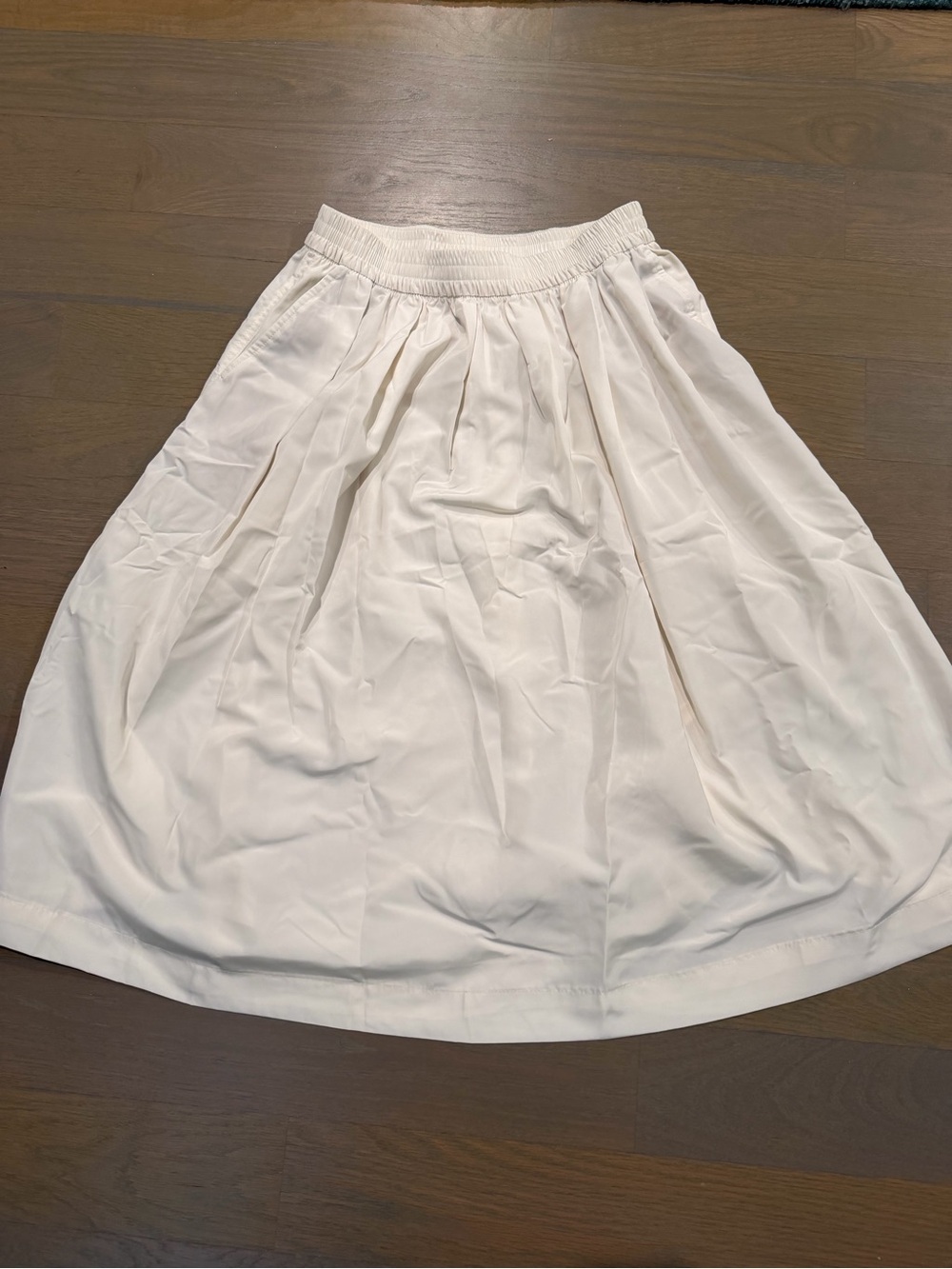 Zara Women’s White Midi Skirt Excellent Condition Size XS